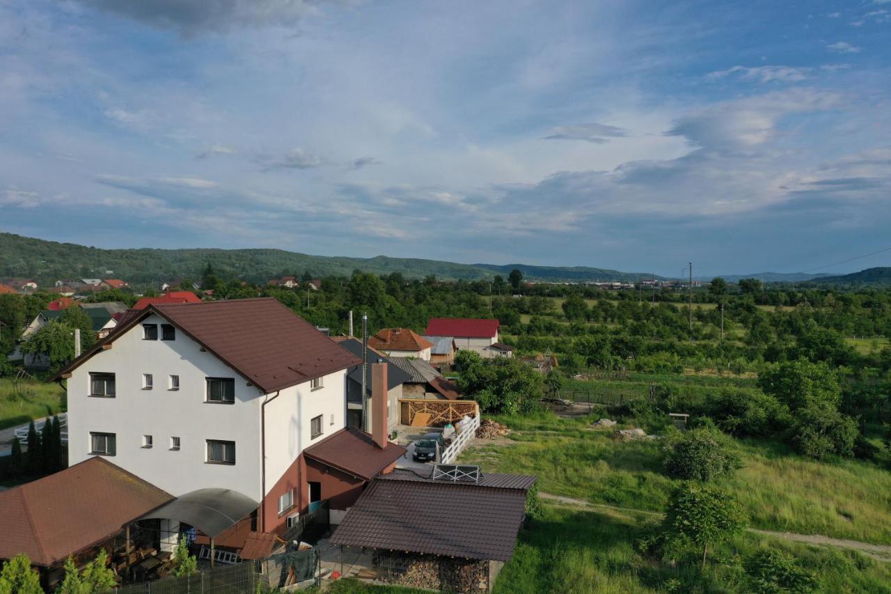 Pensiunea Lacul Albesti Albestii Paminteni Luaran gambar