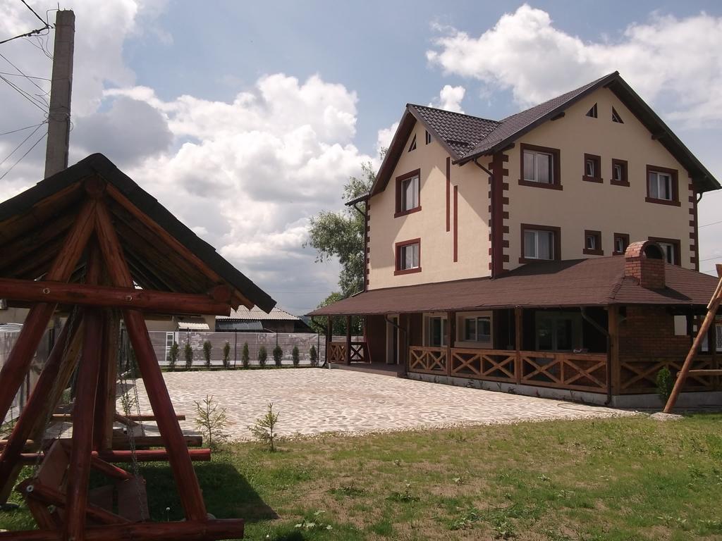 Pensiunea Lacul Albesti Albestii Paminteni Luaran gambar